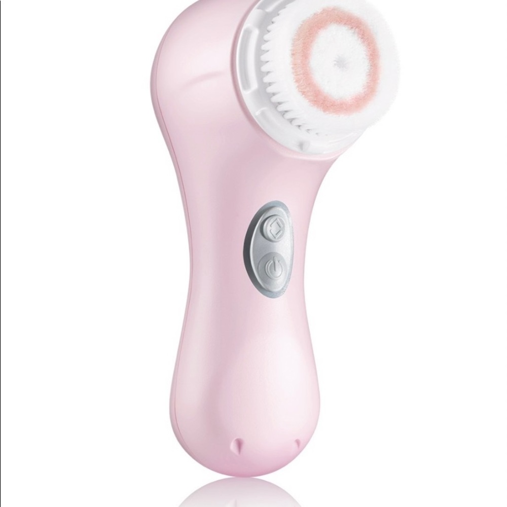 Clarisonic Mia 2 lightly used